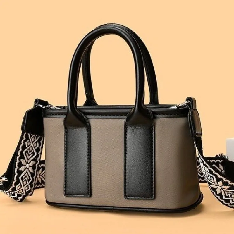 Vintage Textured Original Retro Diaper Bag Casual Simple Stylish Clutch Mini Leather Women’s Crossbody Bag Luxury
