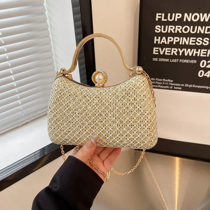 Vintage Classic Elegant Diaper Bag, Minimalist High-End Leather Handbag, Women’s Casual Commuter Messenger - الصورة 2